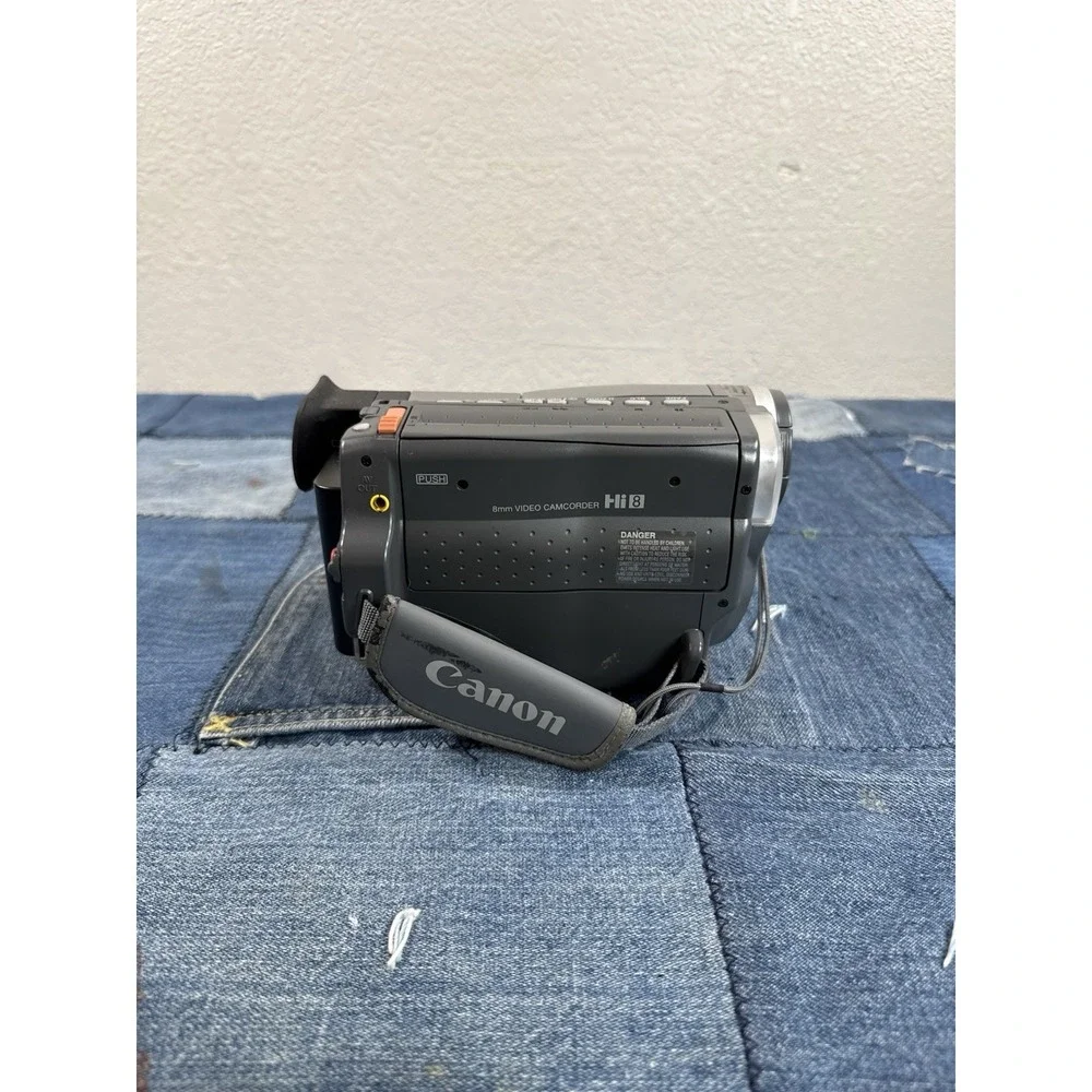 Canon es8200v hi8